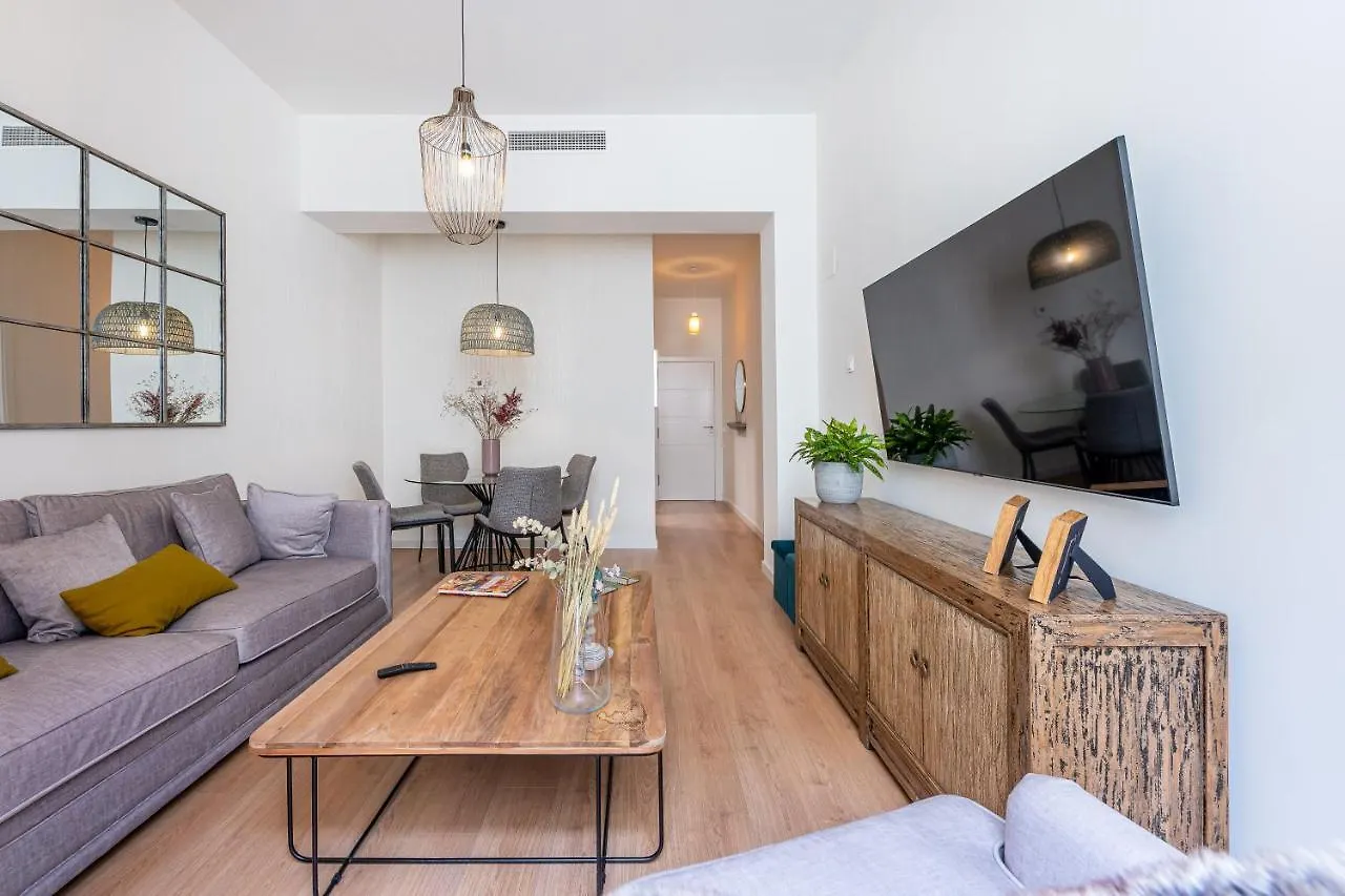 Key-Wise Luxury Plaza Teatro Free Parking 2R Apartment Malaga