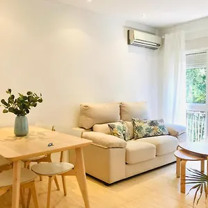 great-apartment-in-main-avenue-of-malaga-center.1costadelsol.com/